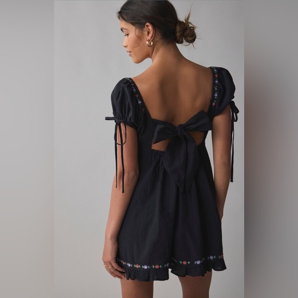 Kimchi Blue Marcella embroidered tie-back babydoll mini dress - Picture 2 of 5